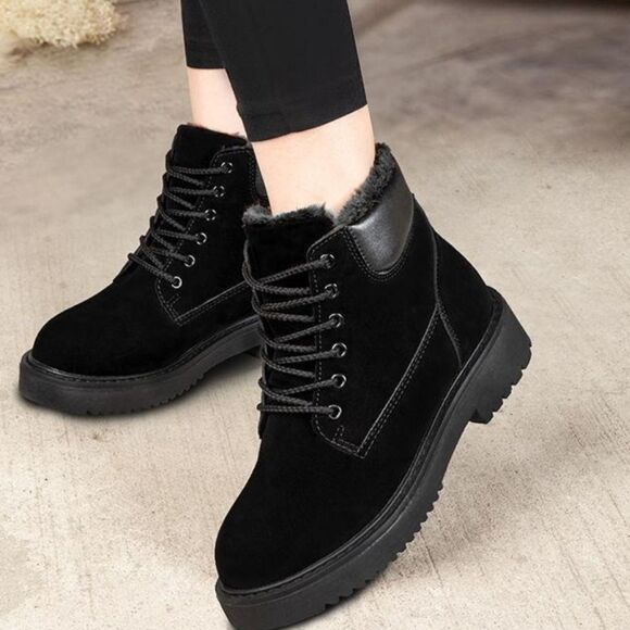 CHARLOTTE RUSSE ROUND TOE LACE-UP CLOSURE WOMEN"S BOOT - Picture 5 of 16